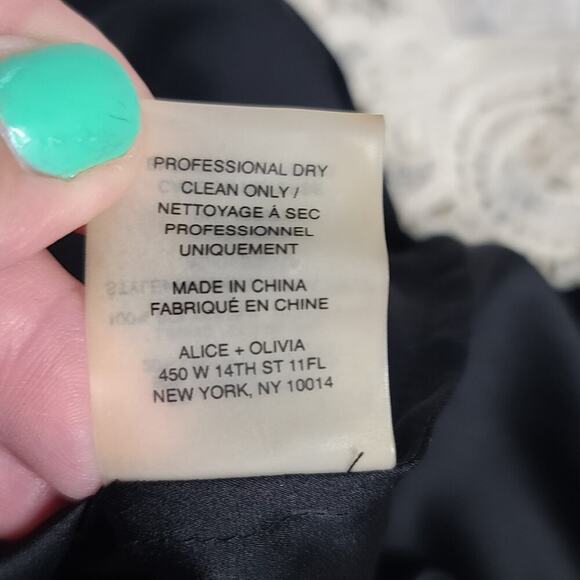 Alice+Olivia Lucia Lace women's skirt Ivory Cottagecore Coquette Feminine Small - Picture 5 of 8